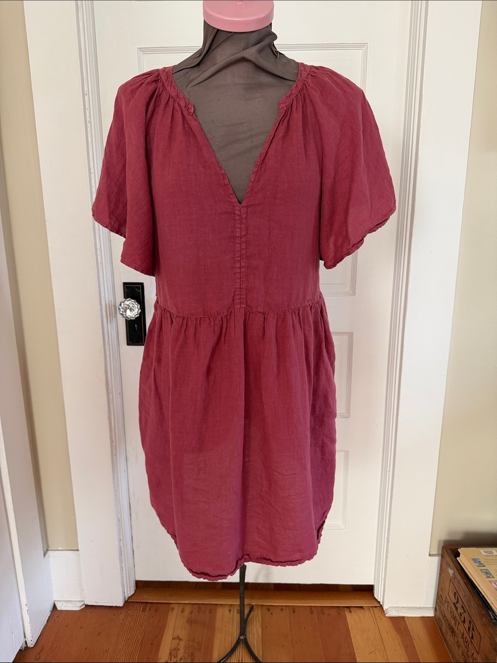 Velvet by Graham & Spencer Short Sleeve Linen Dress XS